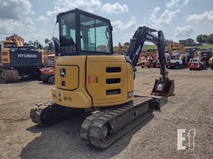2022-deere-50g-image-49