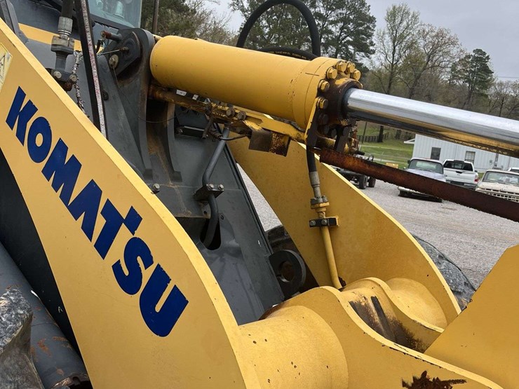 komatsu-wa250-image-25