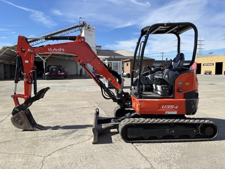 2021-kubota-u35-4-image-5