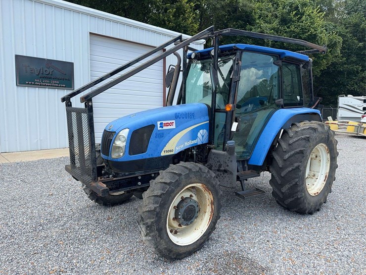 new-holland-t5060-image-1