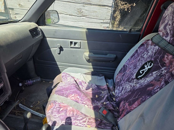 1990-toyota-pickup,-5-speed-with-reverse,-regular-cab,-187,724-miles,-vin:-0008823,-*untested-image-12