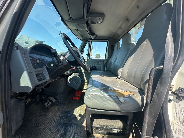 international-durastar-4300-image-15