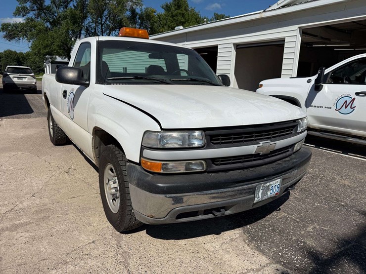 2001-chevrolet-1500-image-8
