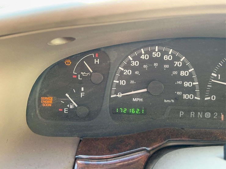 2002-lincoln-navigator-image-36