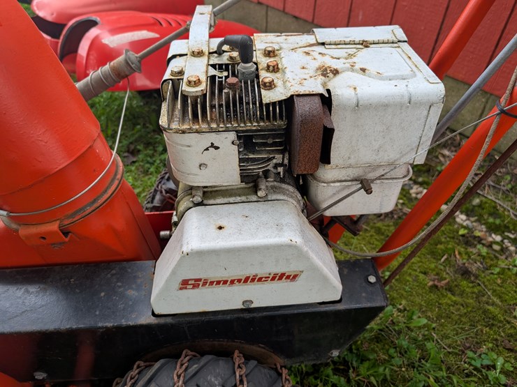 #3015-•-simplicity-sno-away-snowblower-image-5