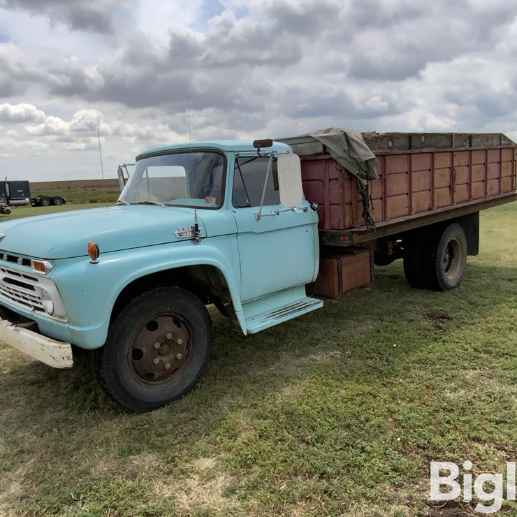 1965 FORD F600