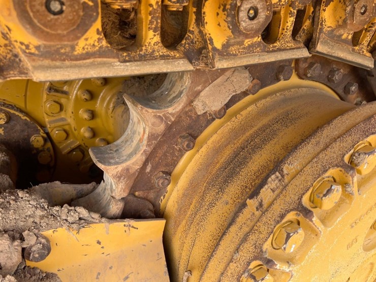 2021-caterpillar-d4-lgp-image-9