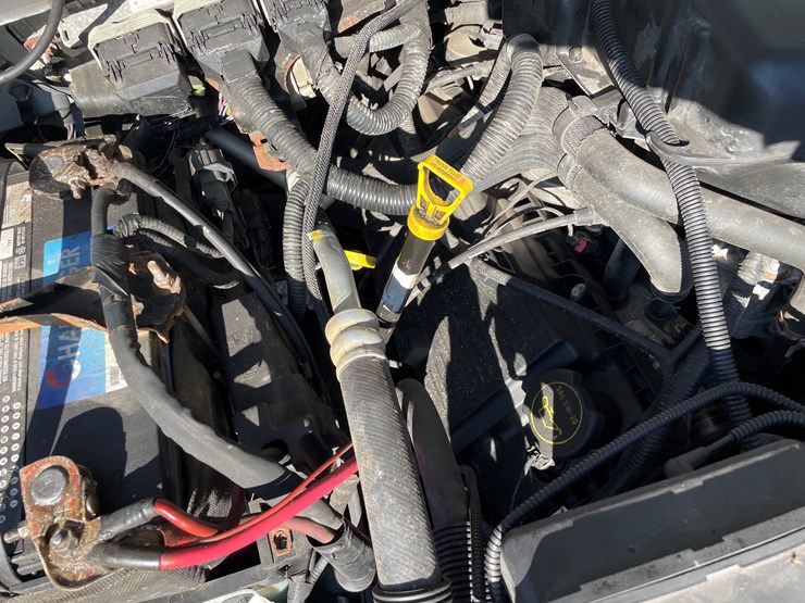 2015-ford-f250-xl-image-37