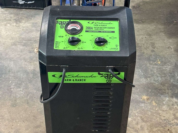 schumacher-battery-charger-image-1