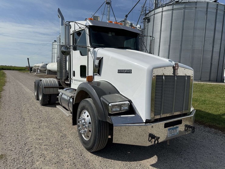 2007-kenworth-t800-image-33