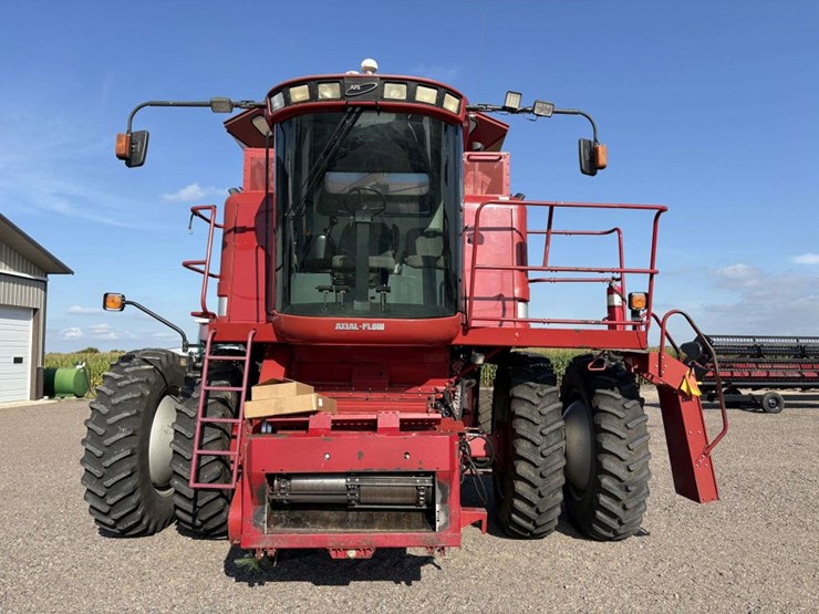 1996-case-ih-2188-image-2