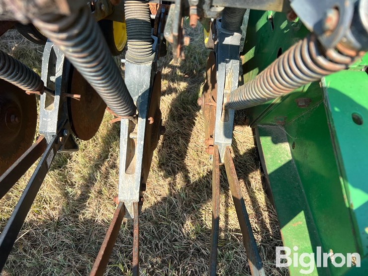 john-deere-450-image-14
