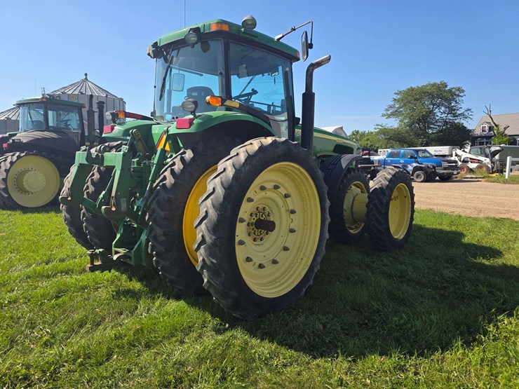 2004-john-deere-8320-image-14