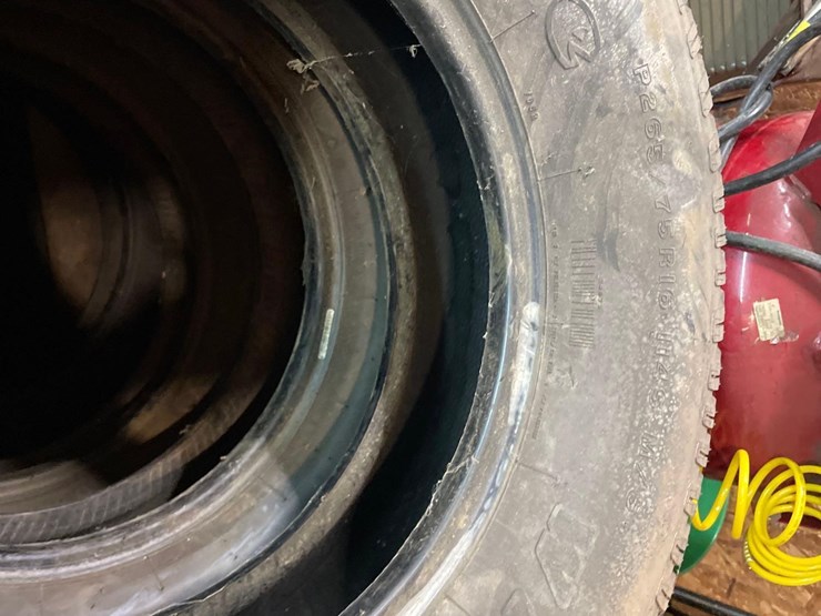 4-firestone-265/75r16-tires-image-4