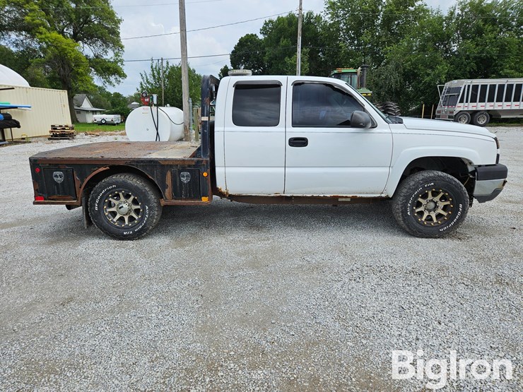 2005-chevrolet-silverado-2500hd-image-4