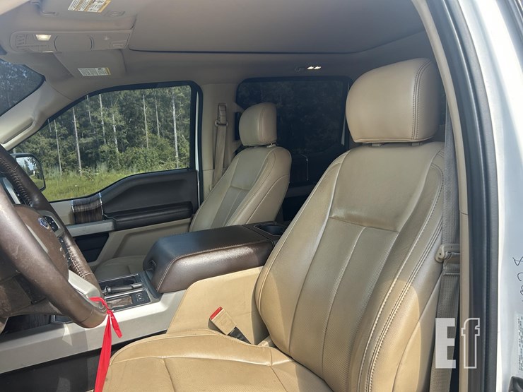 2020-ford-f150-image-15