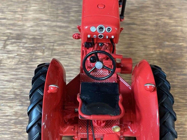 1/16-montgomery-ward-tractor-nib-sc-image-13