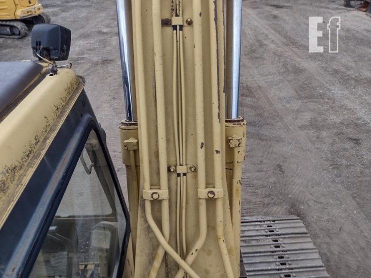 caterpillar-312-image-51