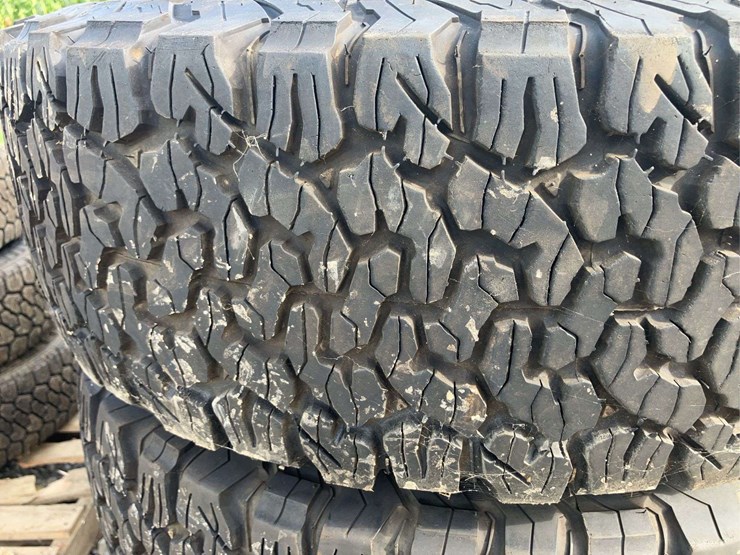 ford-6-bolt-rims-and-lt275/65r18-bfgoodrich-all-terrain-t/a-tires---set-of-4-image-5