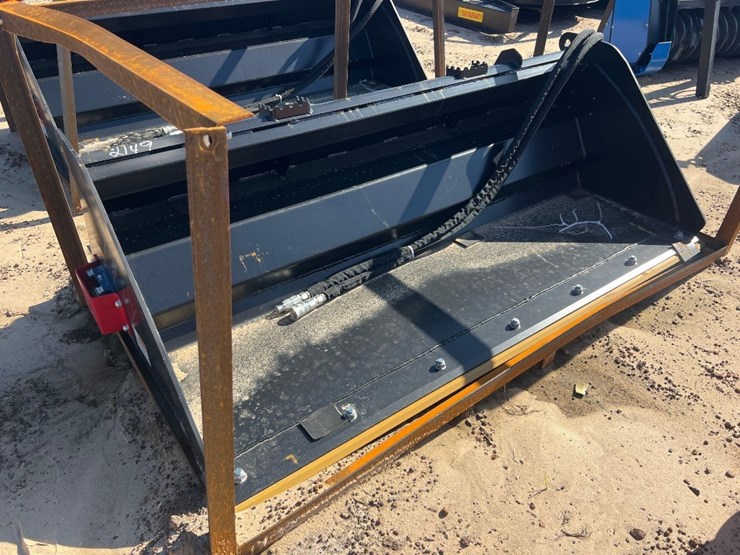 unused-raytree-rprb72-72"-power-rake-bucket-image-1