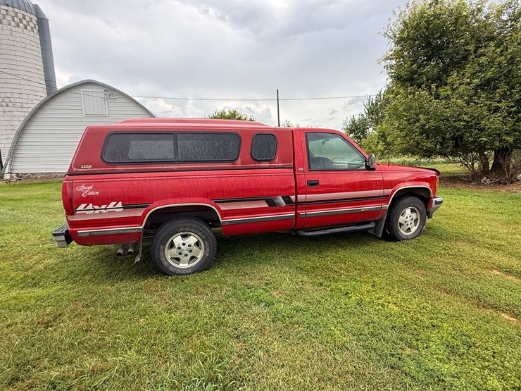 1993-chevrolet-silverado-image-8