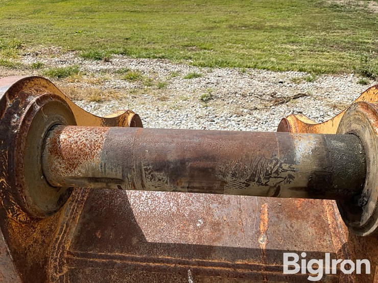 john-deere-270-image-15