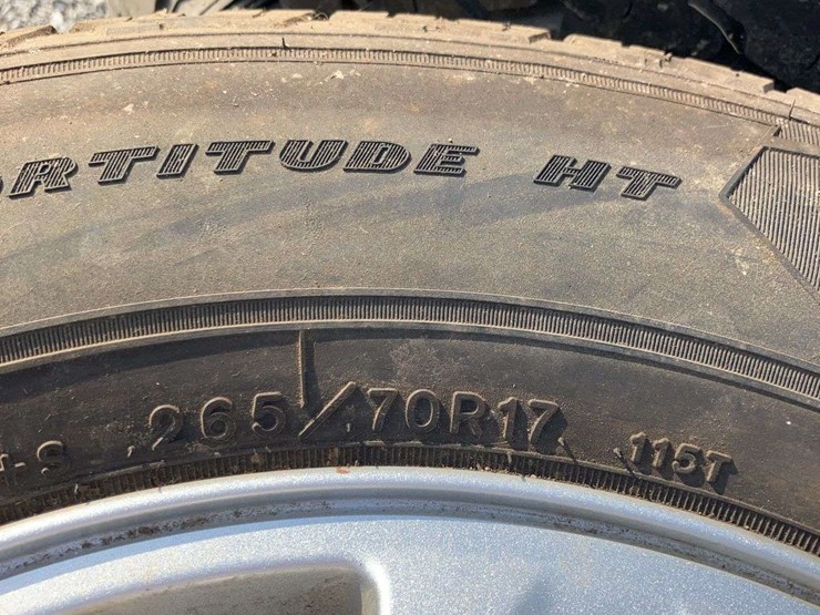 ford-6-bolt-rims-and-265/70r17-goodyear-wrangler-fortitude-ht-tires---set-of-4-image-9