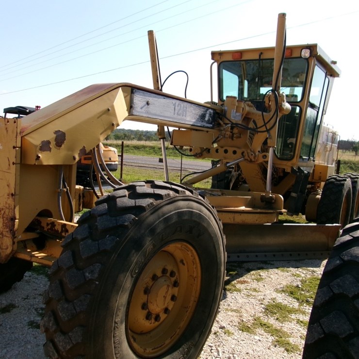 1997 CATERPILLAR 12H