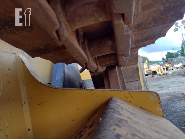 deere-650k-xlt-image-38