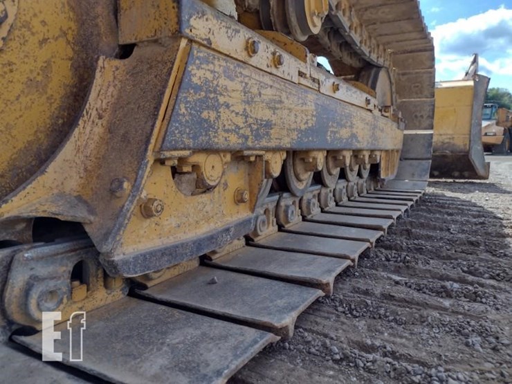 2004-deere-650h-image-34