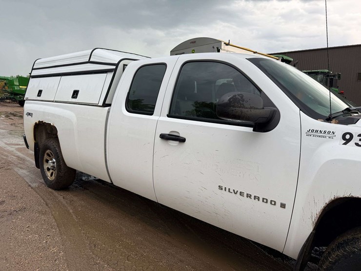 2009-chevrolet-1500-image-24