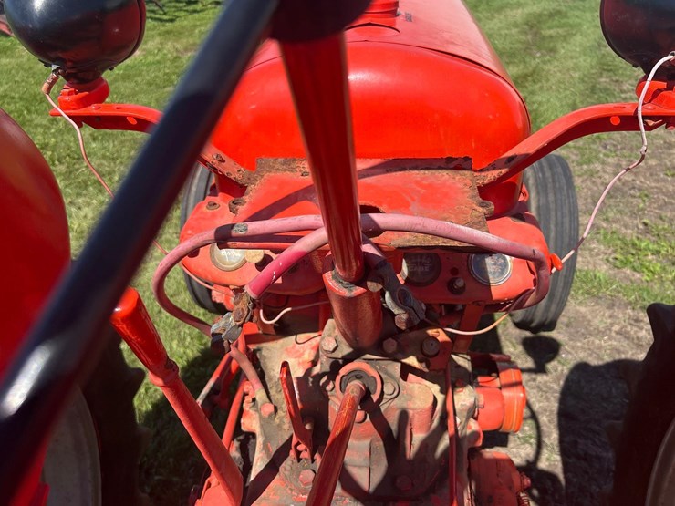 case-dc-tractor-image-16
