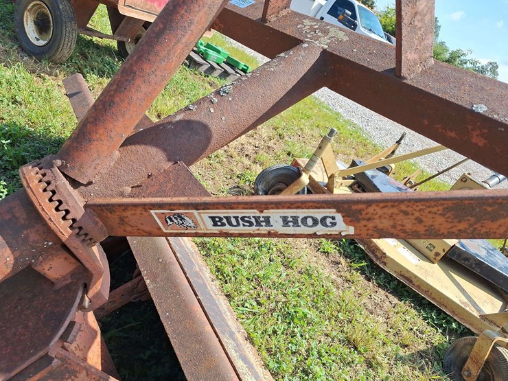 bush-hog-6-image-5