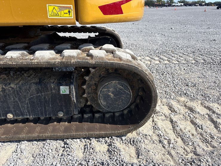 2023-caterpillar-306-cr-image-7