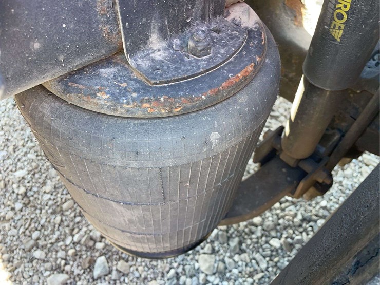 2015-navistar-prostar-day-cab---automatic-transmission-image-39