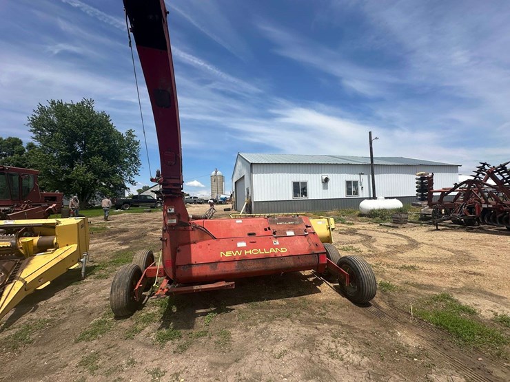 new-holland-900-image-12