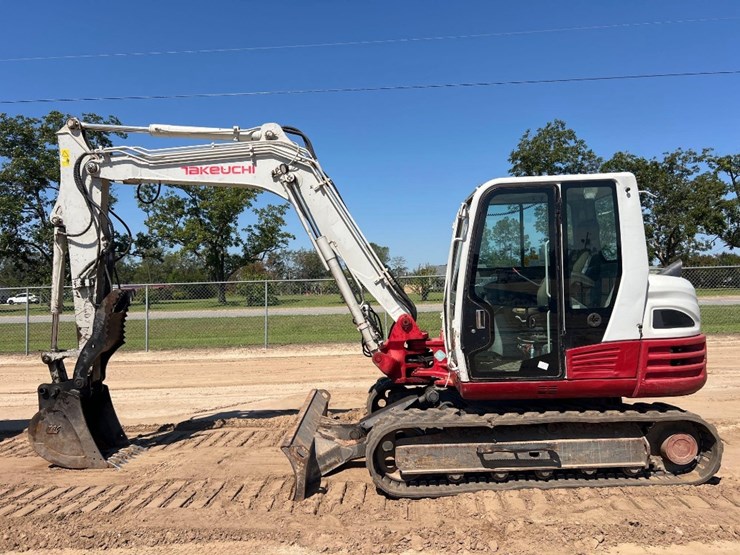 2017-takeuchi-tb290-image-1