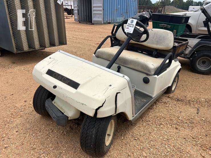 club-car-golf-cart-image-1