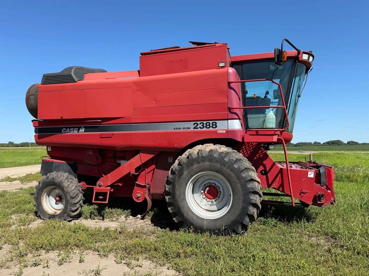 1997-case-ih-2388-image-2