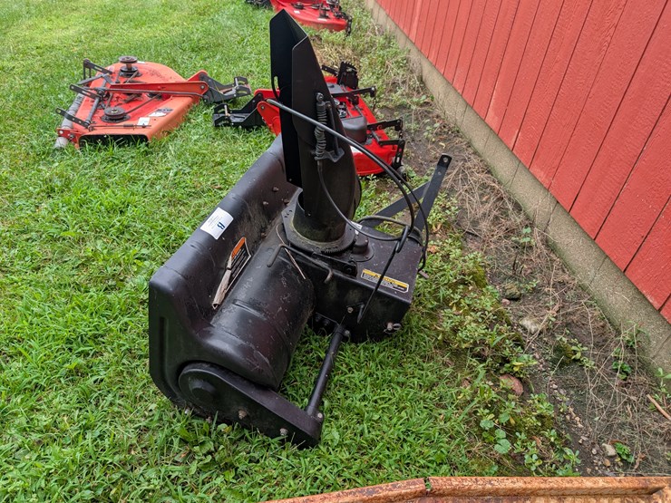 #3008-•-simplicity-snowblower-image-5