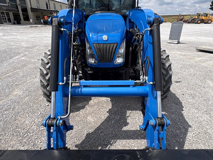 2016-new-holland-t4.75-image-12