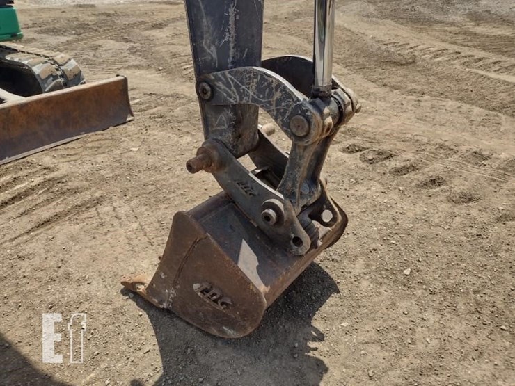 2017-deere-60g-image-18