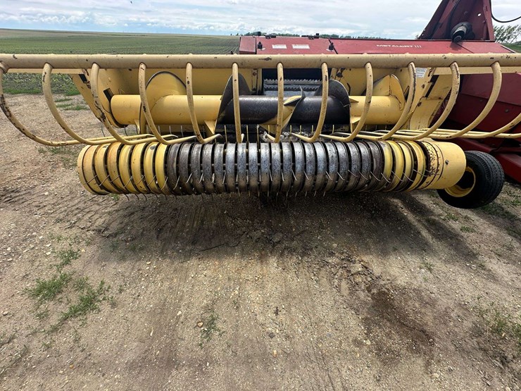 new-holland-900-image-22
