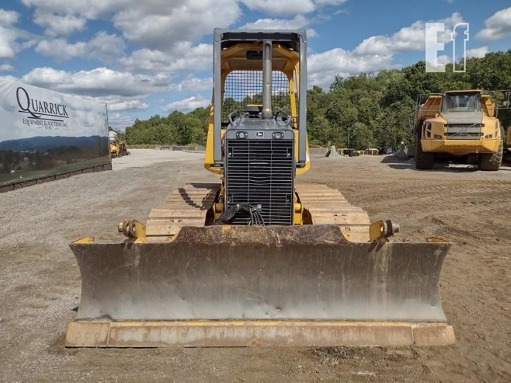 2004-deere-650h-image-2