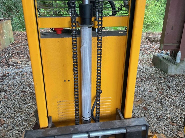 noblelift-platform-lift-image-5