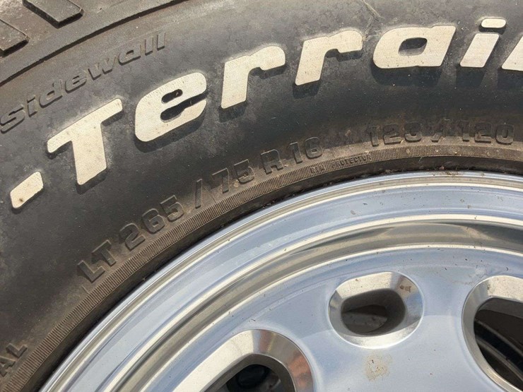 8-bolt-alloy-rim-and-lt265/75r16-bfgoodrich-all-terrain-t/a-tires---set-of-4-image-10
