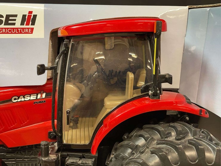 1/16-case-ih-puma-210-collector-nib-ertl-image-10