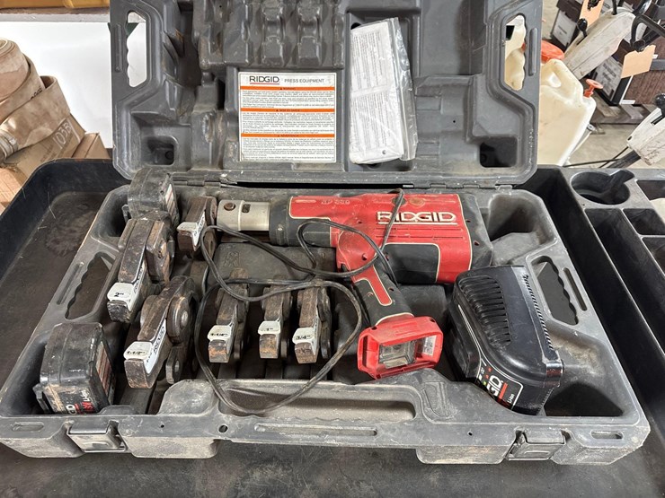 rigid-rp330-propress-cordless-press-tool,-1/2in.---2in.-press-jaws-support-equipment-image-2