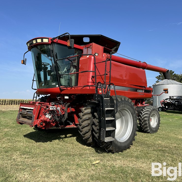 2008 CASE IH 2588