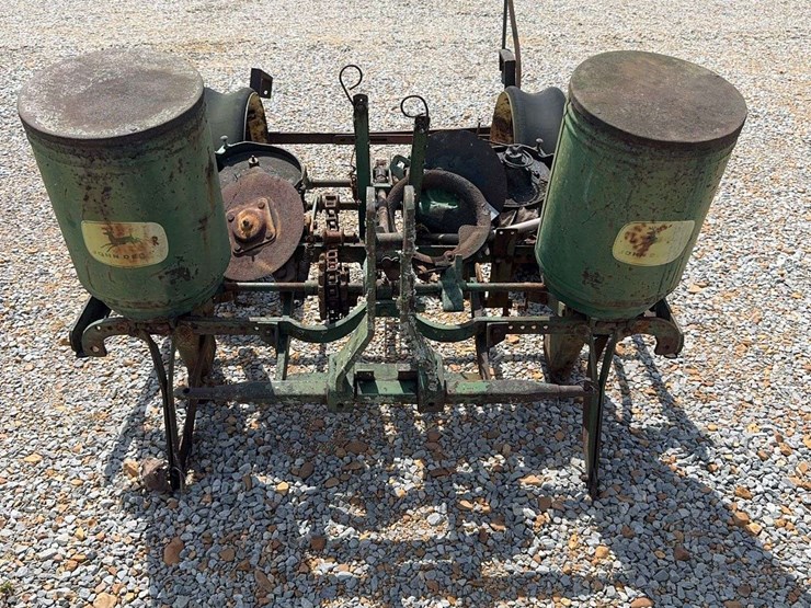 john-deere-2-image-2